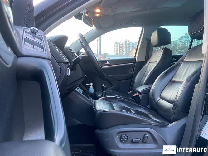 Volkswagen Tiguan 34 interauto-car