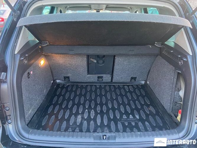 Volkswagen Tiguan 47 interauto-car