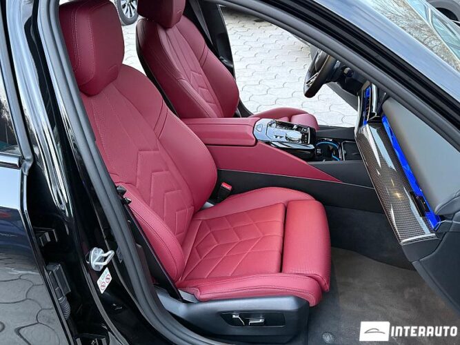 BMW 530e 45 interauto-car