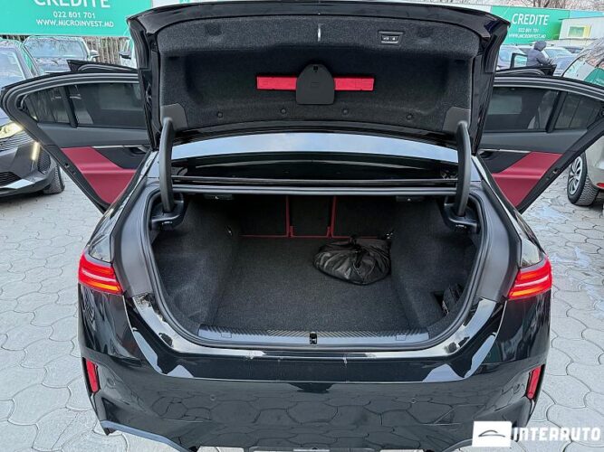 BMW 530e 68 interauto-car