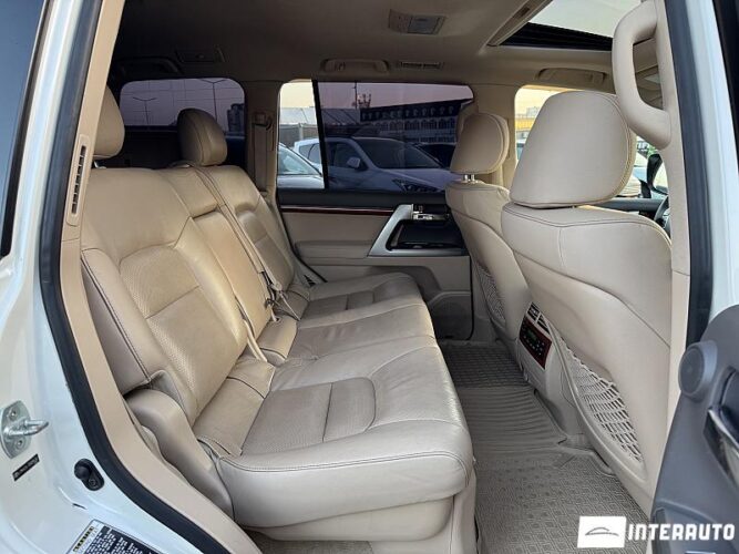 Toyota Land Cruiser 58 interauto-car