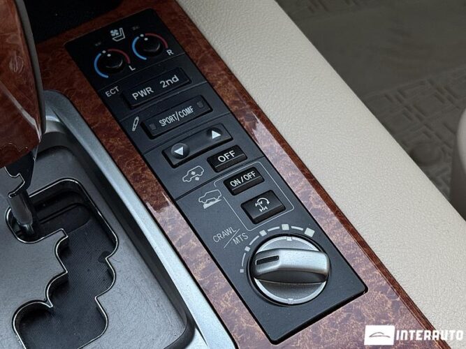 Toyota Land Cruiser 54 interauto-car