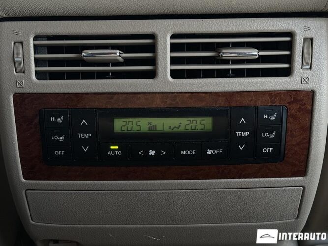 Toyota Land Cruiser 57 interauto-car