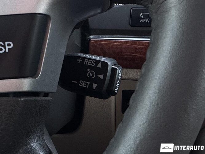 Toyota Land Cruiser 48 interauto-car