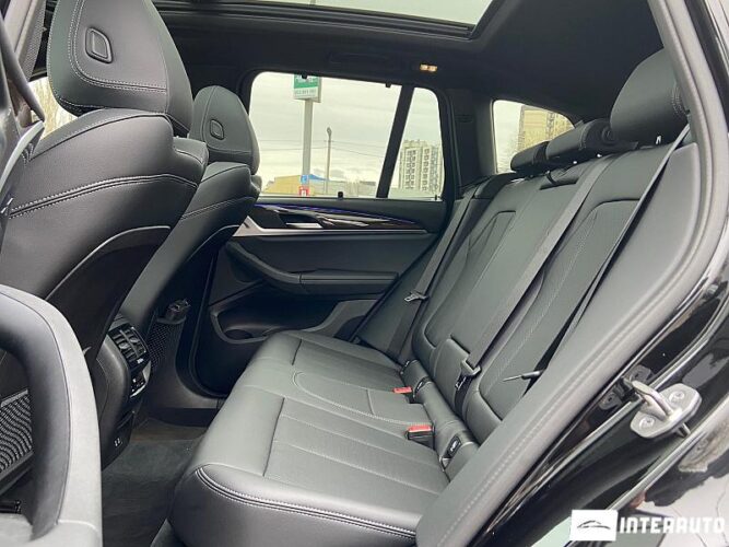 BMW X3 3.0i 54 interauto-car