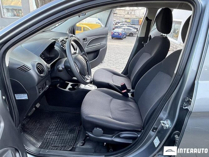 Mitsubishi Mirage 32 interauto-car