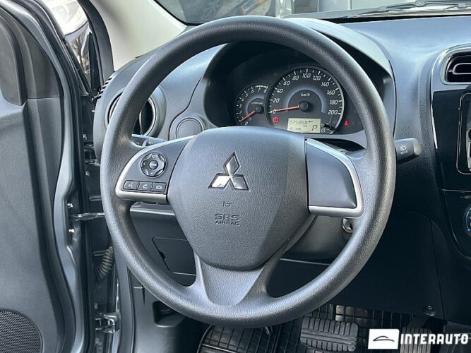Mitsubishi Mirage 35 interauto-car