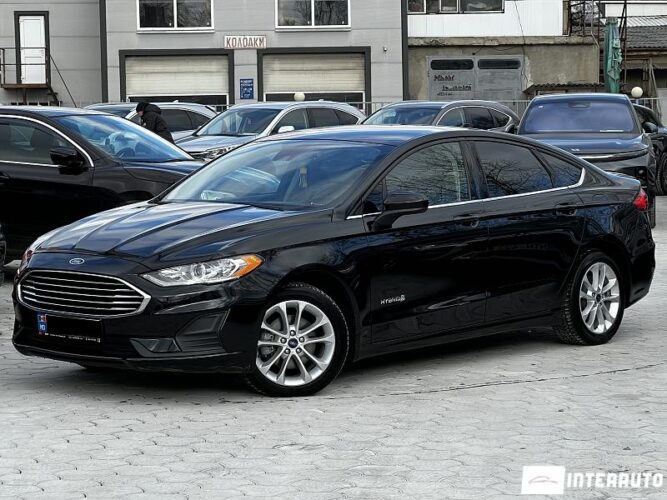 Ford Fusion 31 interauto-car