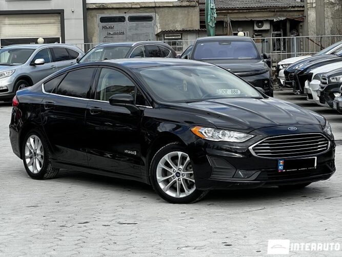 Ford Fusion 33 interauto-car
