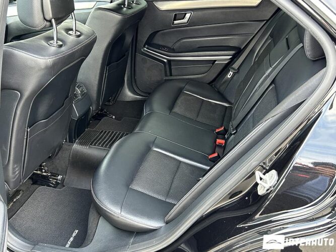 Mercedes E 200 48 interauto-car