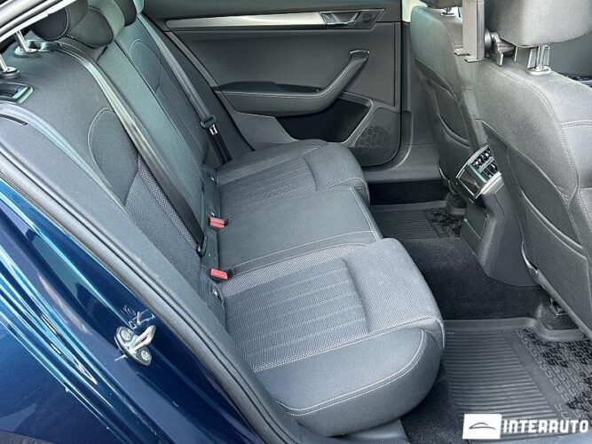 Skoda Superb 47 interauto-car
