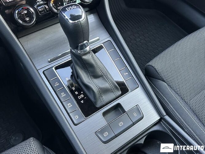 Skoda Superb 44 interauto-car