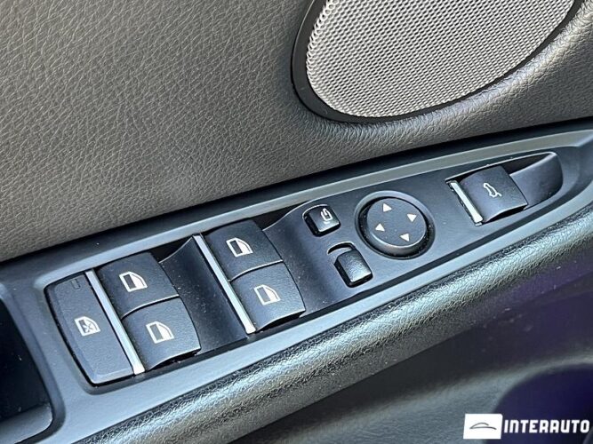 BMW X5 4.0e 56 interauto-car