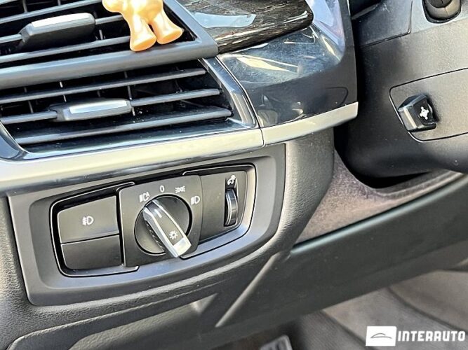 BMW X5 4.0e 54 interauto-car