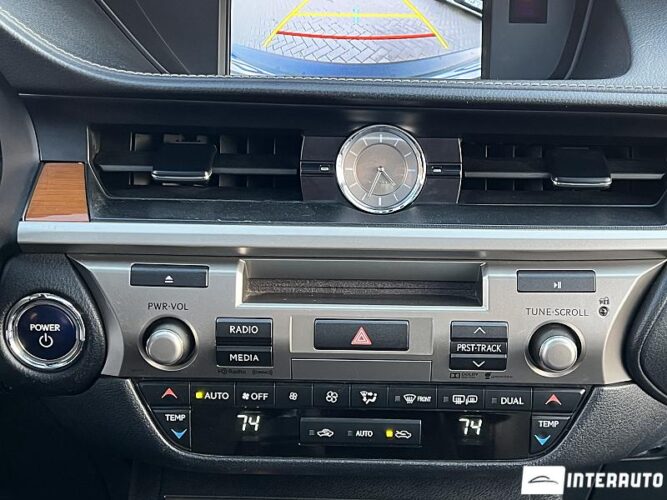 lexus ES 300h 2015