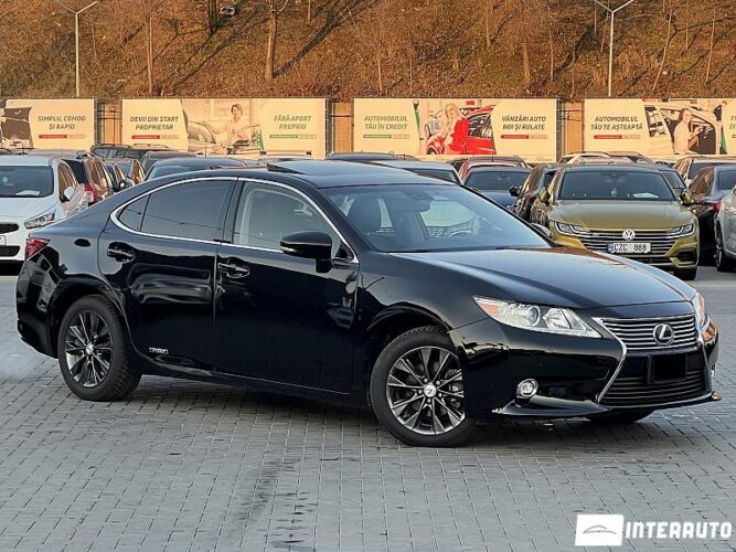 Lexus ES 300h 2015 doar la InterAuto
