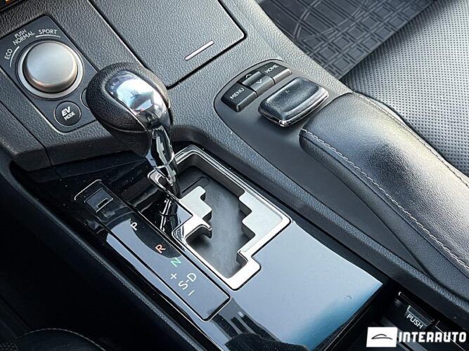 lexus ES 300h 2015