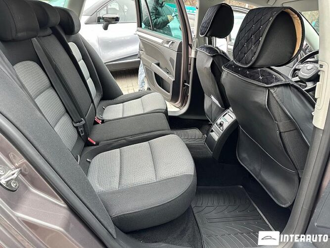 Skoda Superb 46 interauto-car