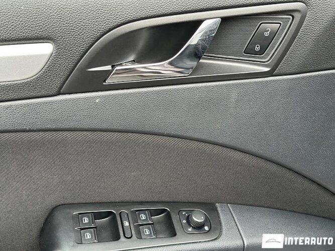 Skoda Superb 44 interauto-car