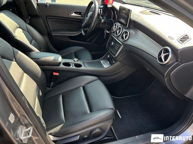 Mercedes GLA 220 44 interauto-car