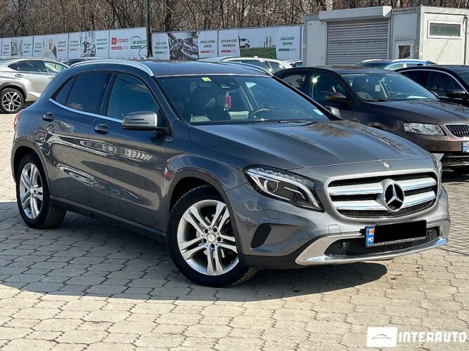 Mercedes GLA 220 33 interauto-car