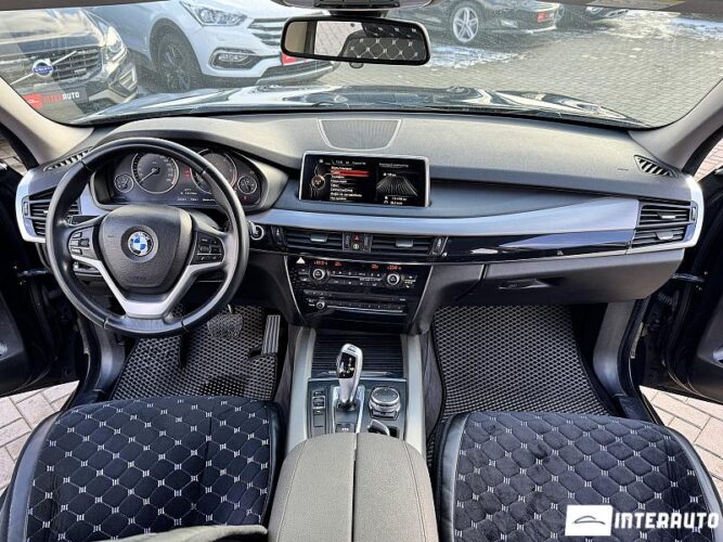 BMW X5 2.5D 38 interauto-car