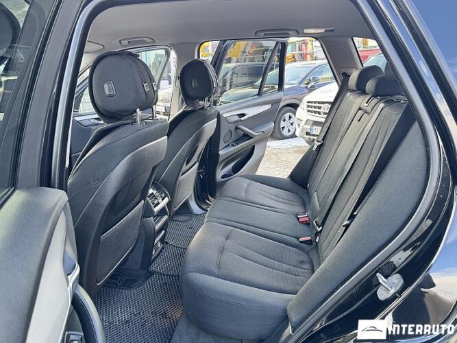 BMW X5 2.5D 45 interauto-car