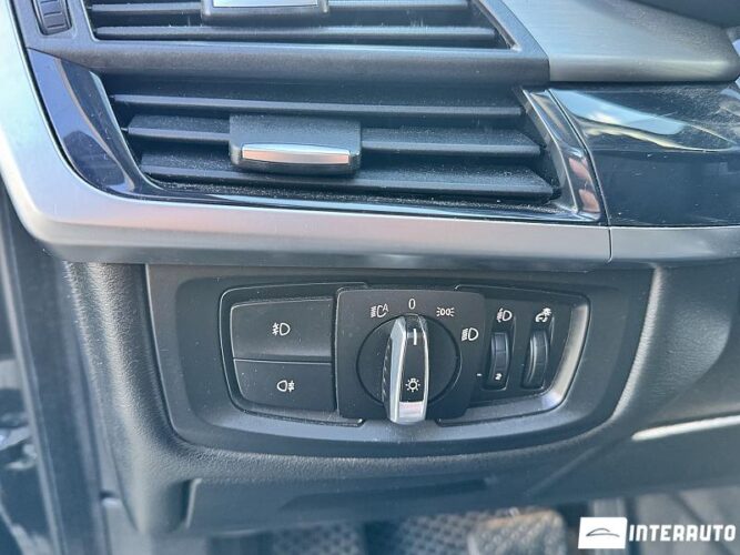 BMW X5 2.5D 49 interauto-car