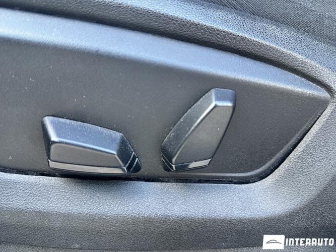 BMW X5 2.5D 51 interauto-car