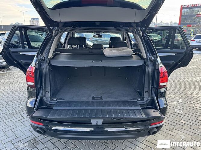 BMW X5 2.5D 53 interauto-car