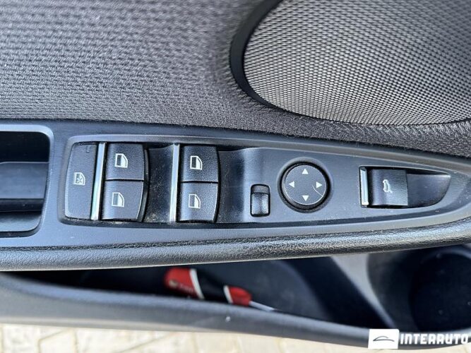 BMW X5 2.5D 50 interauto-car