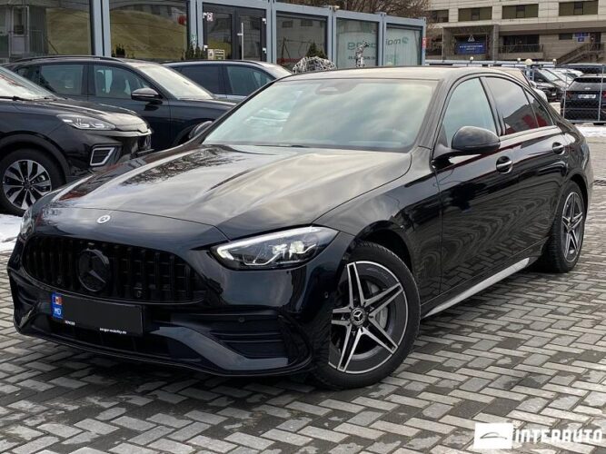 Mercedes C 300e 36 interauto-car