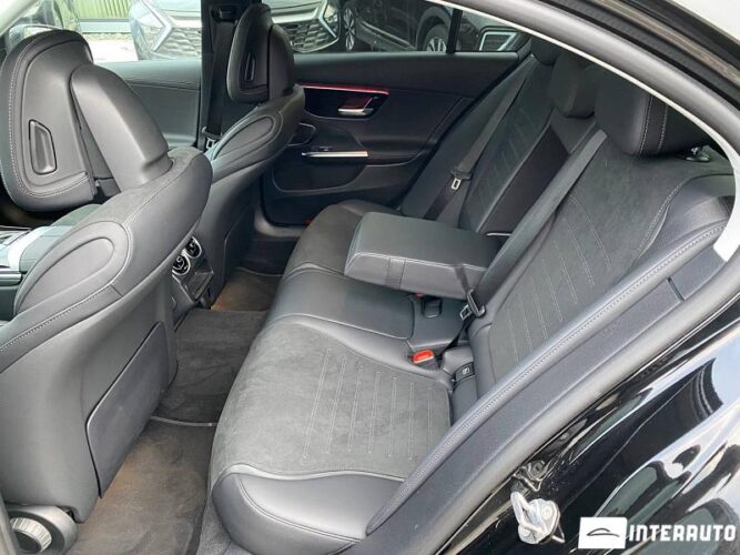 Mercedes C 300e 58 interauto-car