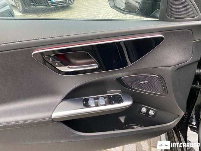 Mercedes C 300e 40 interauto-car