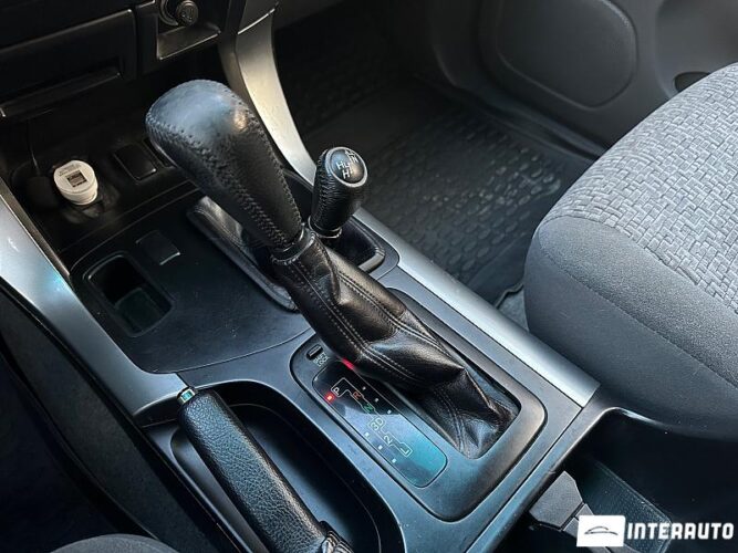 Toyota Land Cruiser Prado 37 interauto-car