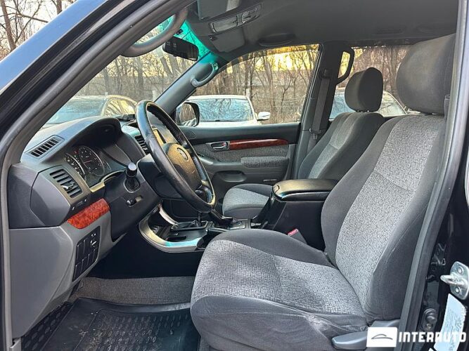 Toyota Land Cruiser Prado 31 interauto-car