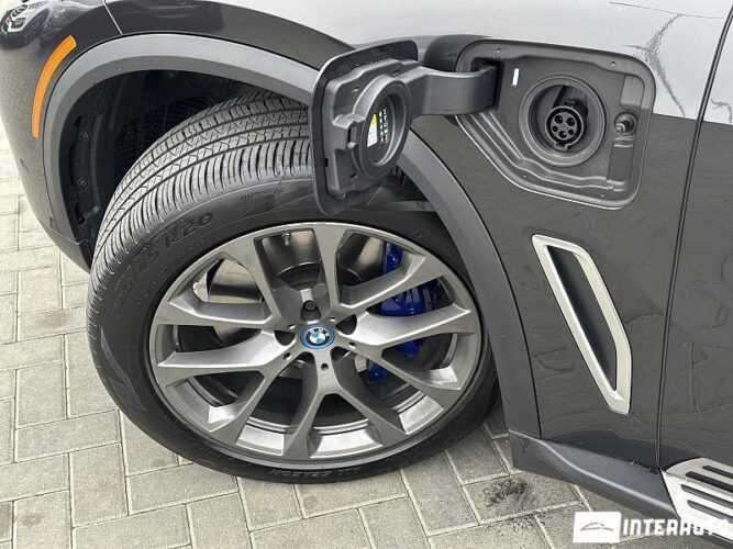 BMW X5 4.5e 52 interauto-car