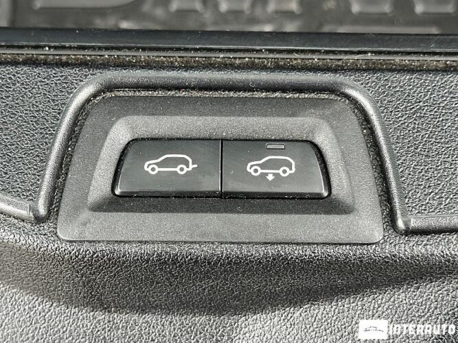 BMW X5 4.5e 59 interauto-car