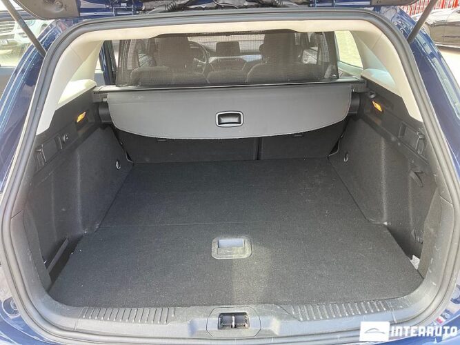 Ford Focus 47 interauto-car