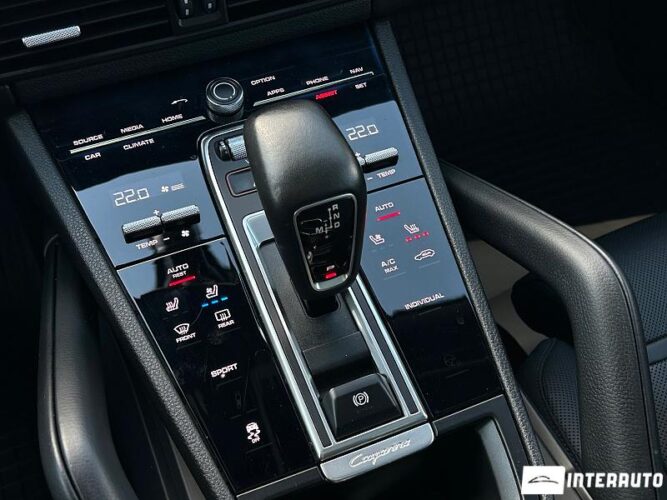 Porsche Cayenne 48 interauto-car