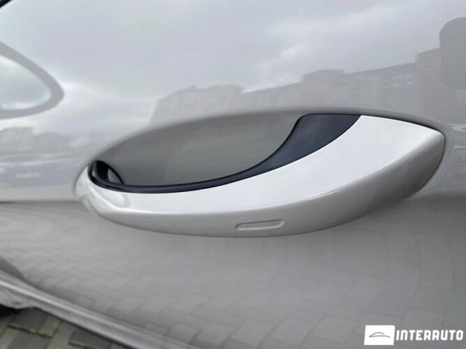 Porsche Panamera 4S 36 interauto-car