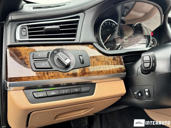 BMW 740 58 interauto-car