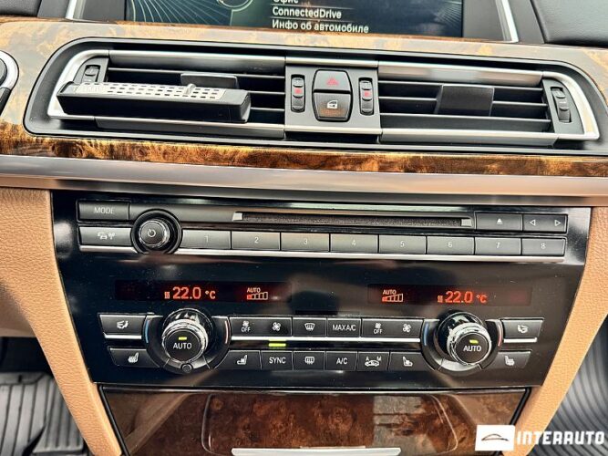 BMW 740 49 interauto-car