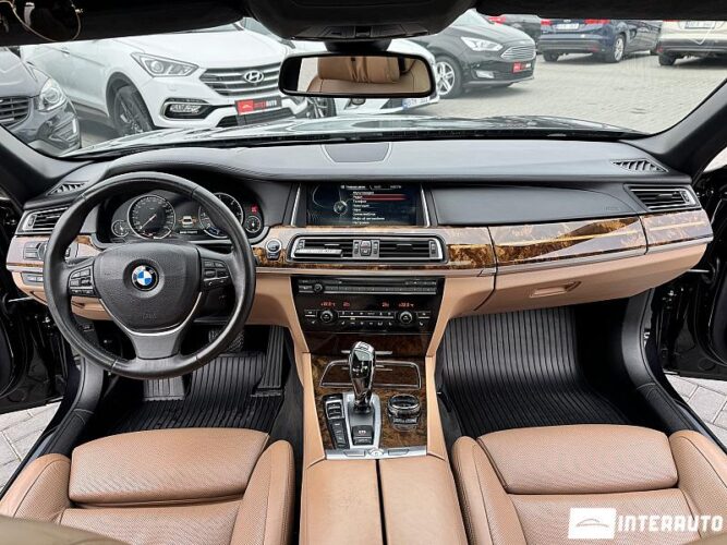 BMW 740 43 interauto-car