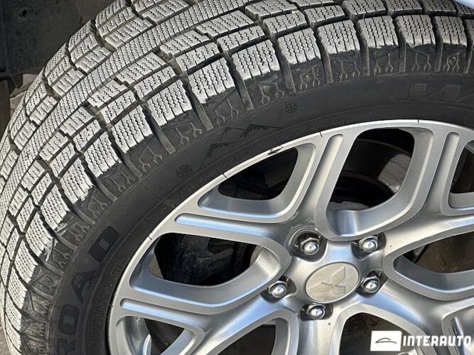 Mitsubishi Outlander 49 interauto-car