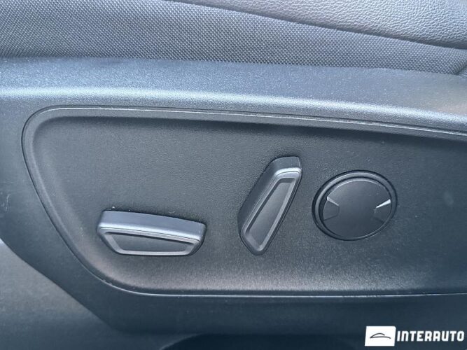 Ford Escape 56 interauto-car