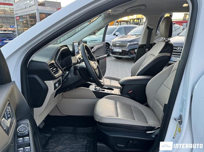 Ford Escape 40 interauto-car