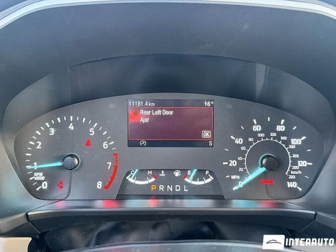 Ford Escape 43 interauto-car