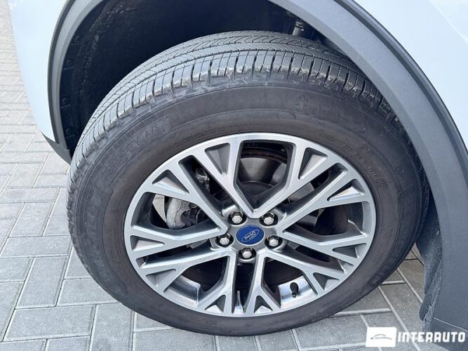 Ford Escape 51 interauto-car