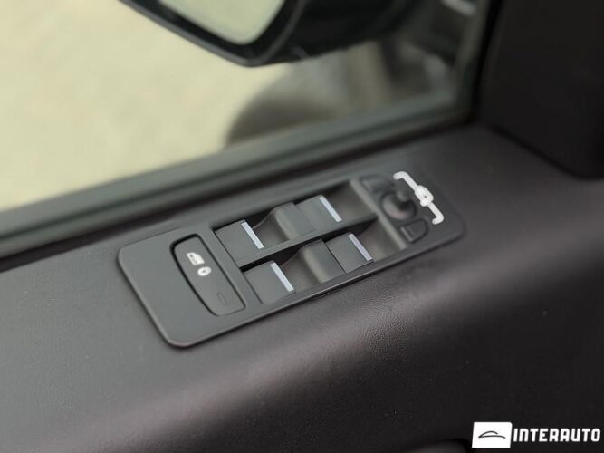 Land Rover Discovery Sport 49 interauto-car